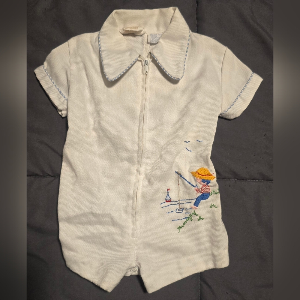 Vintage Baby Togs  Romper with Embroidered Design. Size 3 Months.